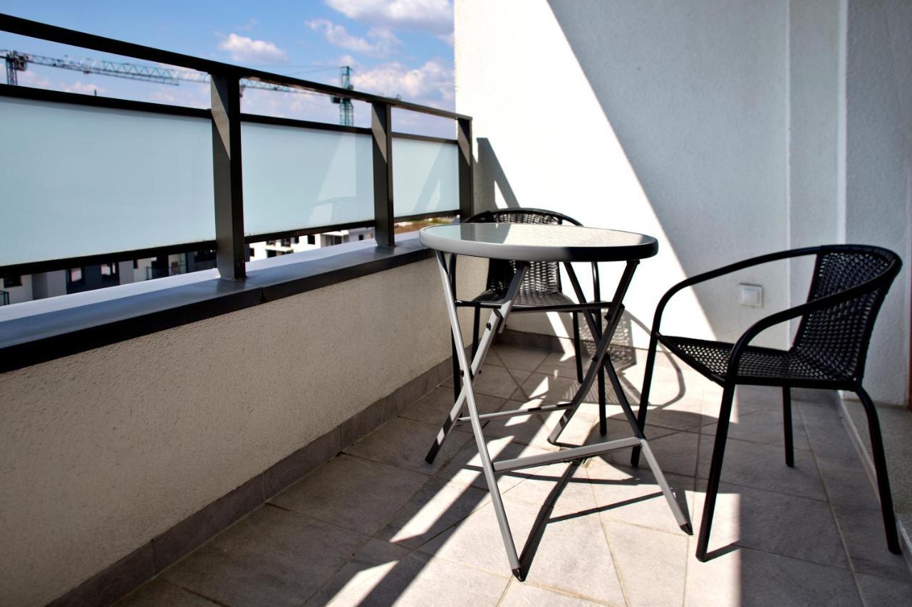 P&O Serviced Apartments Nowy Ursus Warschau Exterior foto